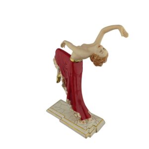 porcelánová socha duchcovské porcelánky, značka Royal Dux, model: dáma v záklonu, červený dekor se zlacením