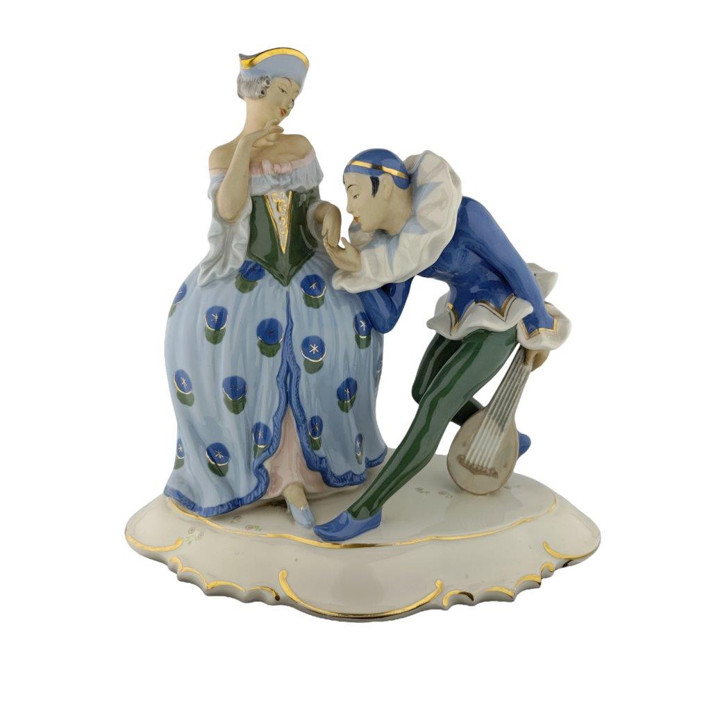 porcelánová figura značky Royal Dux, model: pierot s konkubínou, světlemodrý dekor se zlacením