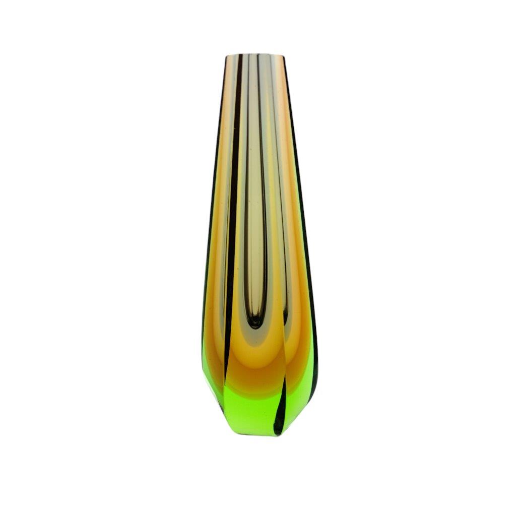 Skleněná nadčasová váza, Exbor - neznačeno, ambrové sklo s barevným jádrem, broušeno