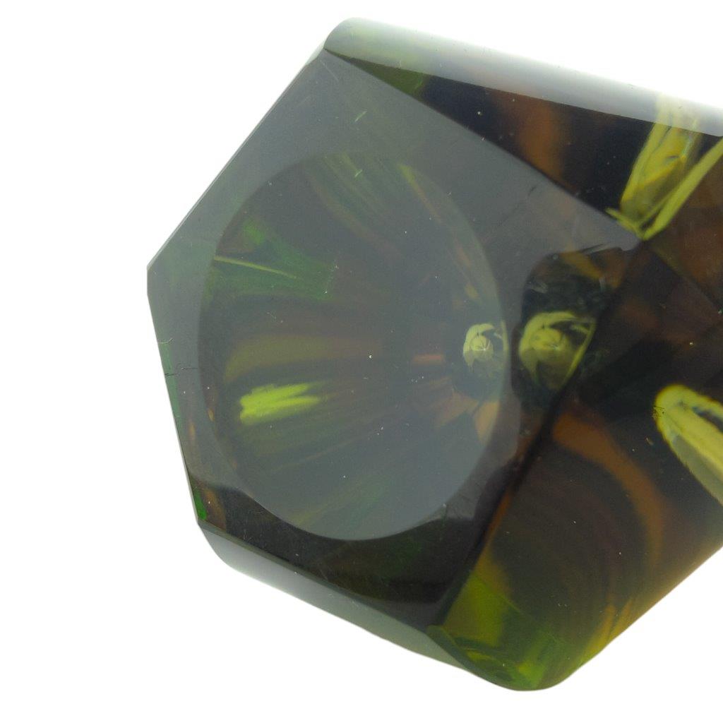 Skleněná nadčasová váza, Exbor - neznačeno, ambrové sklo s barevným jádrem, broušeno