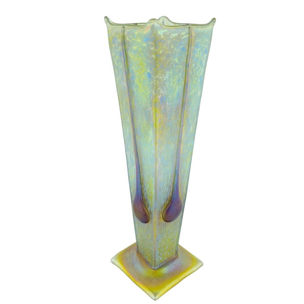 Váza s nálepy, značka: Loetz Austria, dekor: Candia papillon