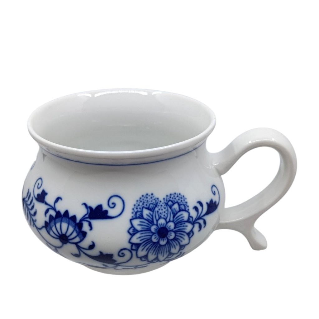 hrnek Joe s cibulákovým dekorem, objem 0,48 l