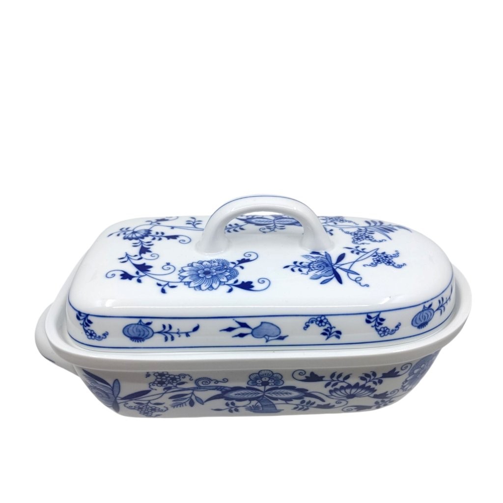 pekáč malý o objemu 1,2 l s cibulákovým dekorem