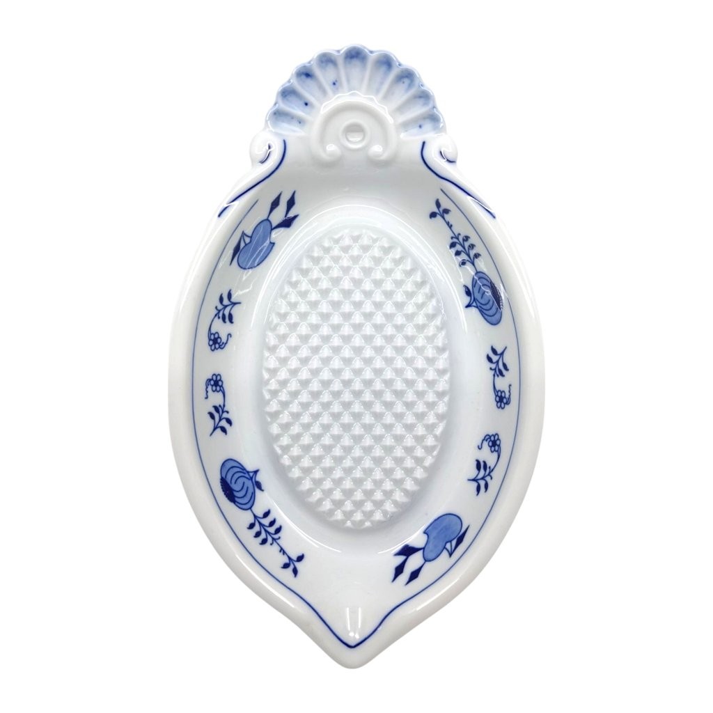 struhadlo na jablka s cibulákovým dekorem