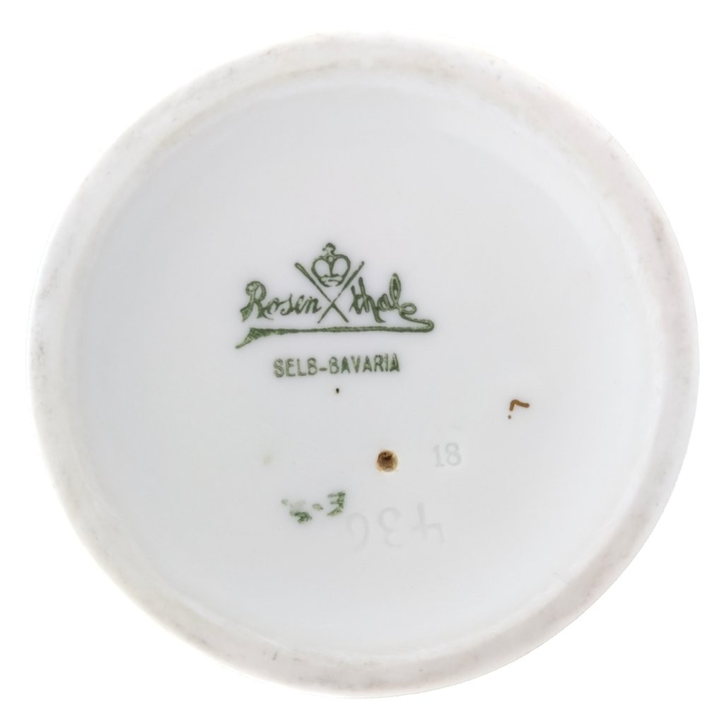 porcelánová figura značky Rosenthal, model: Pierot s harmonikou, značení