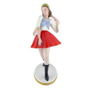porcelánová figura značky Schlaggenwald, model: Dívka v kroji
