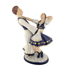 porcelánová figura značky Royal Dux, model: Tanečníci v kroji, kobaltový dekor se zlacením